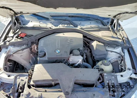 2016 BMW 320 I from USA, damaged, VIN WBA8E1G58GNT37974